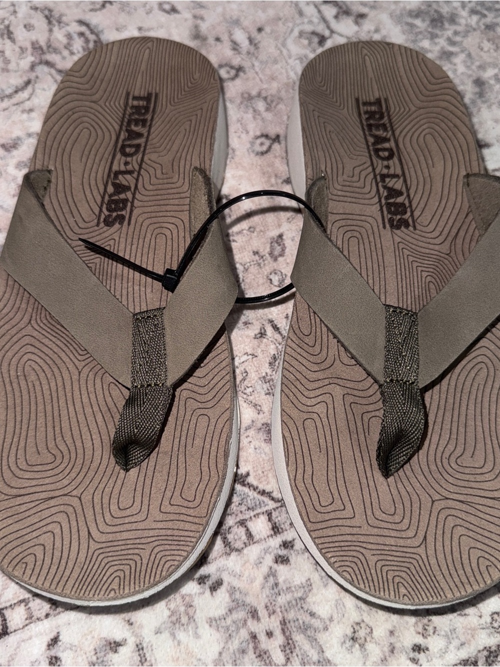 Tread Labs FLIP FLOPS Women’s Size 9 Orleans Khaki Orthopedic NWOB MSRP $100